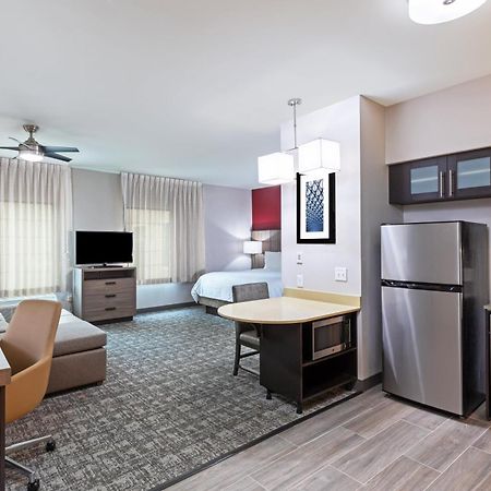 Staybridge Suites - Houston Iah Airport East By Ihg Гамбл Екстер'єр фото