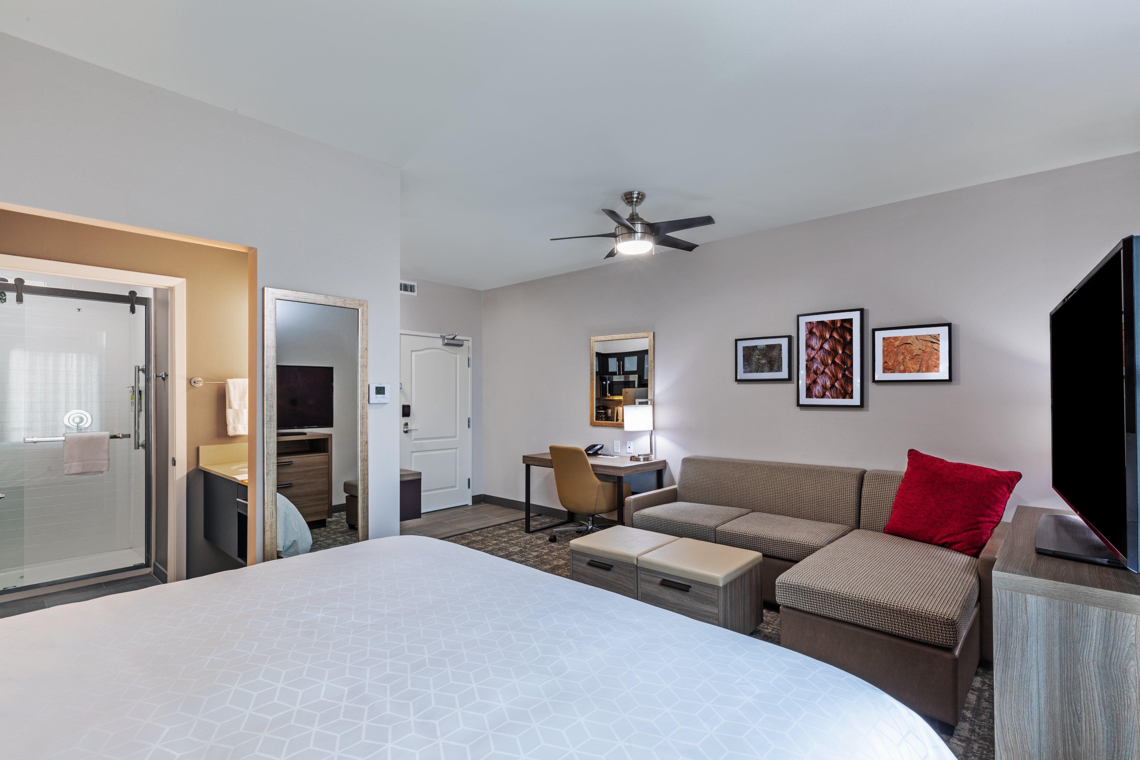 Staybridge Suites - Houston Iah Airport East By Ihg Гамбл Екстер'єр фото